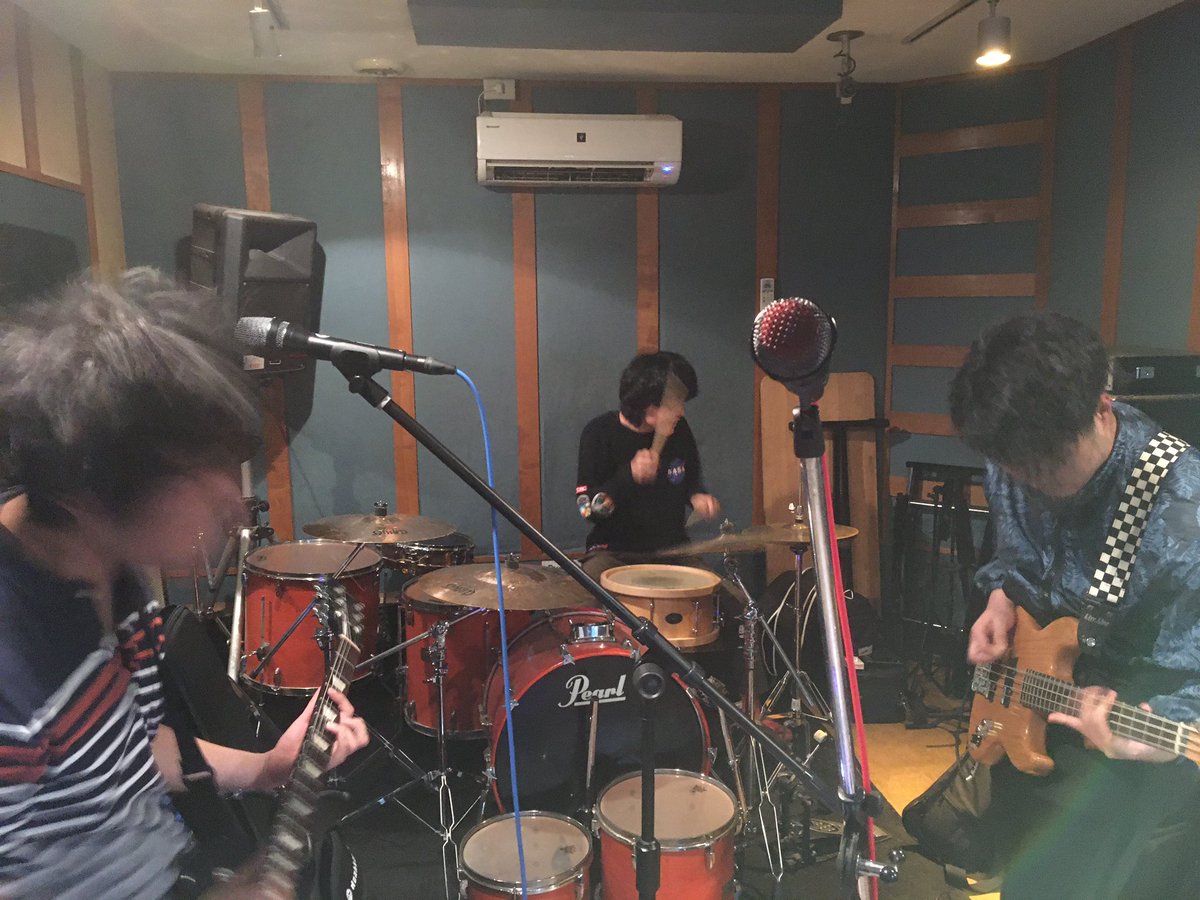 今日は5/9(日)水戸ソニック「odd five ”THE TRIPLE MEANING TOUR”」に向けて練習でした！
気合入ってます！
チケットまだ買えるのでよろしくお願いします！

tiget.net/events/126217