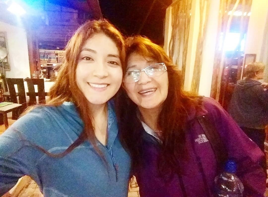 RayenIllesca's tweet photo. Feliz día Mamá, gracias por todo lo que me haz enseñado. ❤️ #BuenosDiasTVN https://t.co/MevWFgarPK