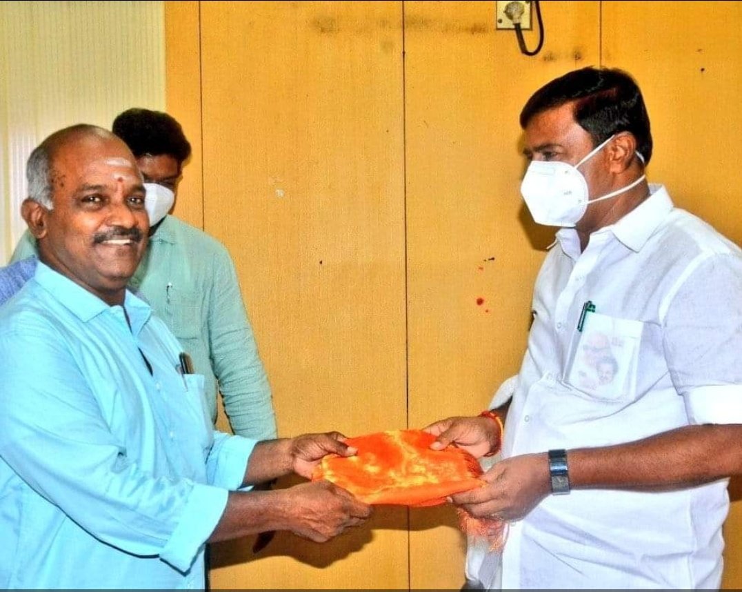 செய்தித்துறை அமைச்சர்
வெள்ளக்கோவில் திரு. சாமிநாதன் அவர்களுக்கு
PRO UNION PRESIDENT <a href="/Vmuralee31/">N Vijayamuralee</a> வாழ்த்து.