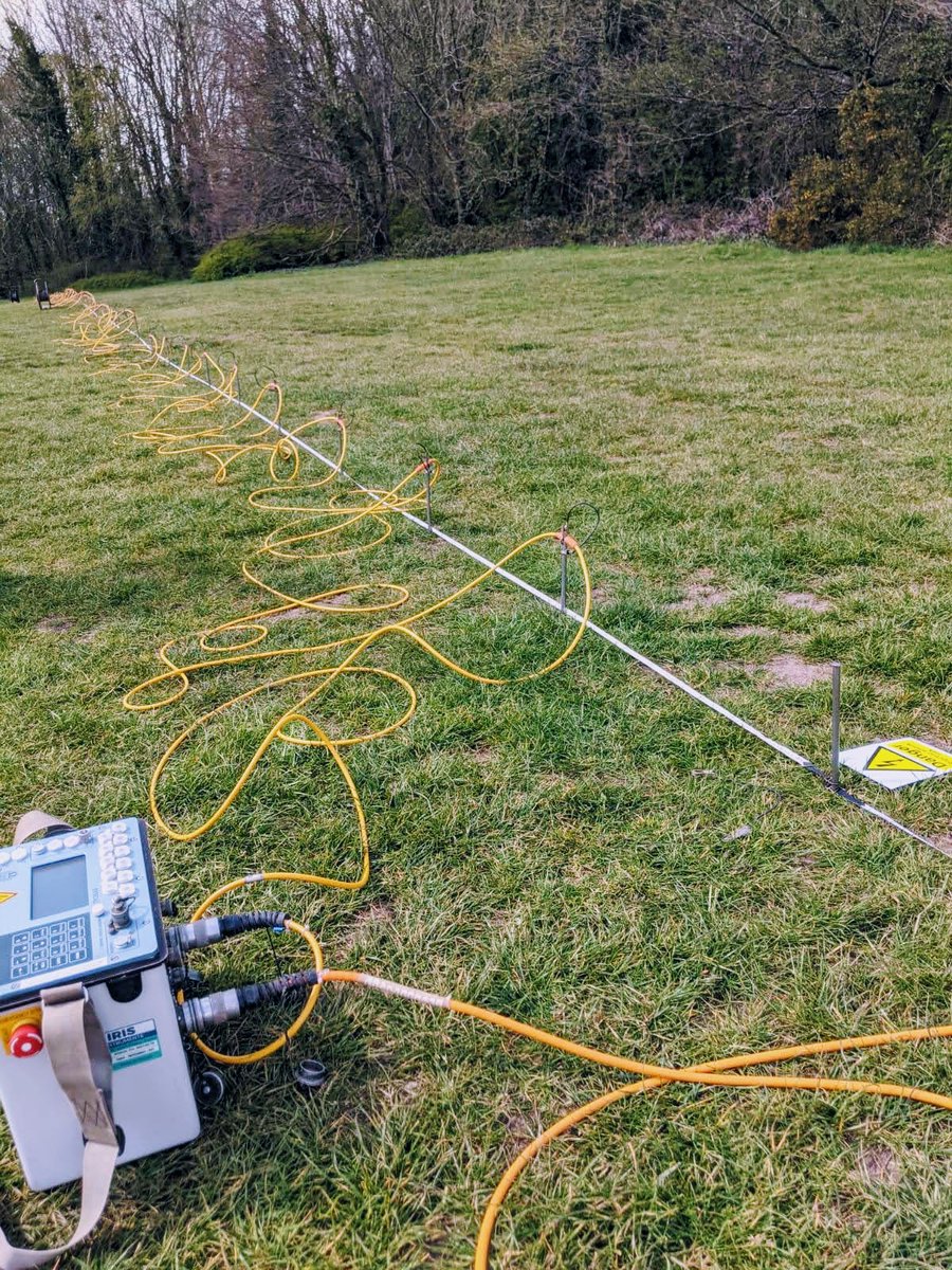 SAND were recently granted permission to perform geophysical equipment trials in Royal Victoria Country Park. Perfect weather for a few days of ERT and magnetometer 😎

#geophysics #geology #ERT #resistivity #magnetometry