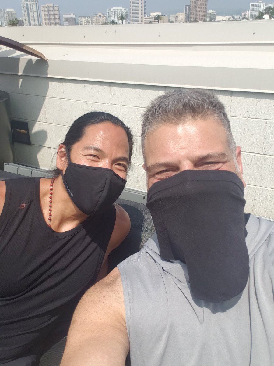 coachdrappa's tweet photo. Subbed #IndoorCycling 🚴🚴‍♀️ yesterday morning @Equinox #CenturyCity #InTheWild outdoor workouts!! Loved hanging out and reconnecting with my friend and mentor @DelfEnriquez ❤💪🏾🚴🧘‍♂️ #GroupFitness... yes we're smiling 😃 https://t.co/FNbJhvLK98