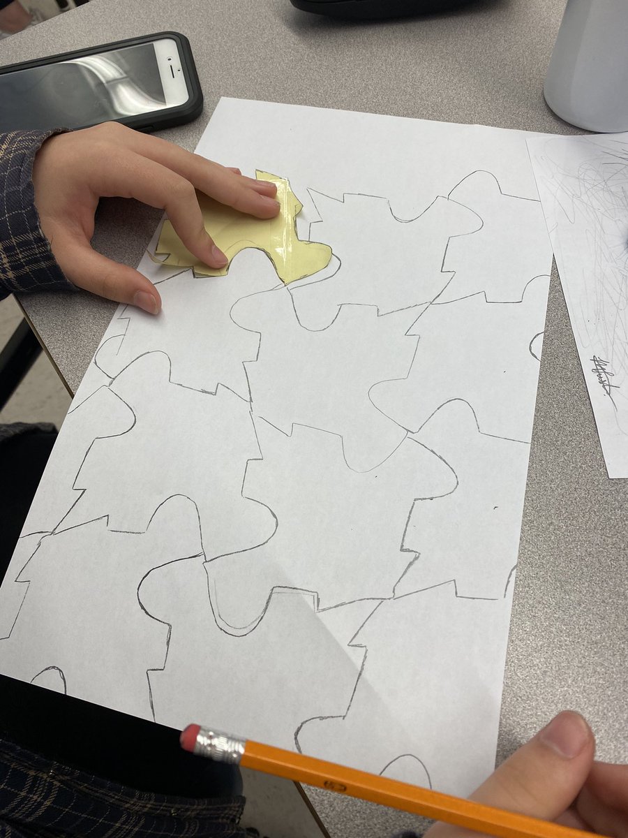 lorinash99's tweet image. Awesome class with Ms Davis on Tessellations!  #grade9math #mathisfun @skhmavericks