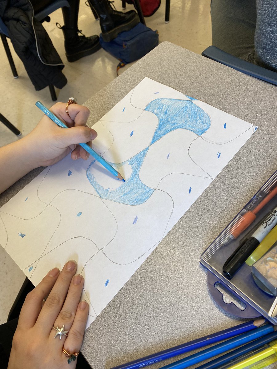 lorinash99's tweet image. Awesome class with Ms Davis on Tessellations!  #grade9math #mathisfun @skhmavericks