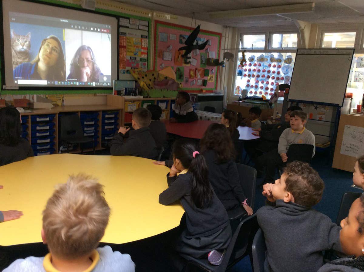 StJosephsRCPri2's tweet photo. Year 2 had a wonderful virtual school trip with the Cats Protection Team! @CatsProtection https://t.co/sRLagutcOe