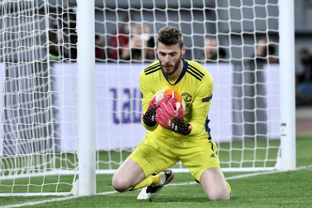 TheDevilsDNA's tweet image. 10 - Saves made by David De Gea vs Roma last night

This is the highest number of saves de Gea has made this season. The previous highest was 6 vs Chelsea (away) in the EPL in February.

Deserved man of the match.

Far from done.

#MUFC #EPL #ROMMUN #UEL