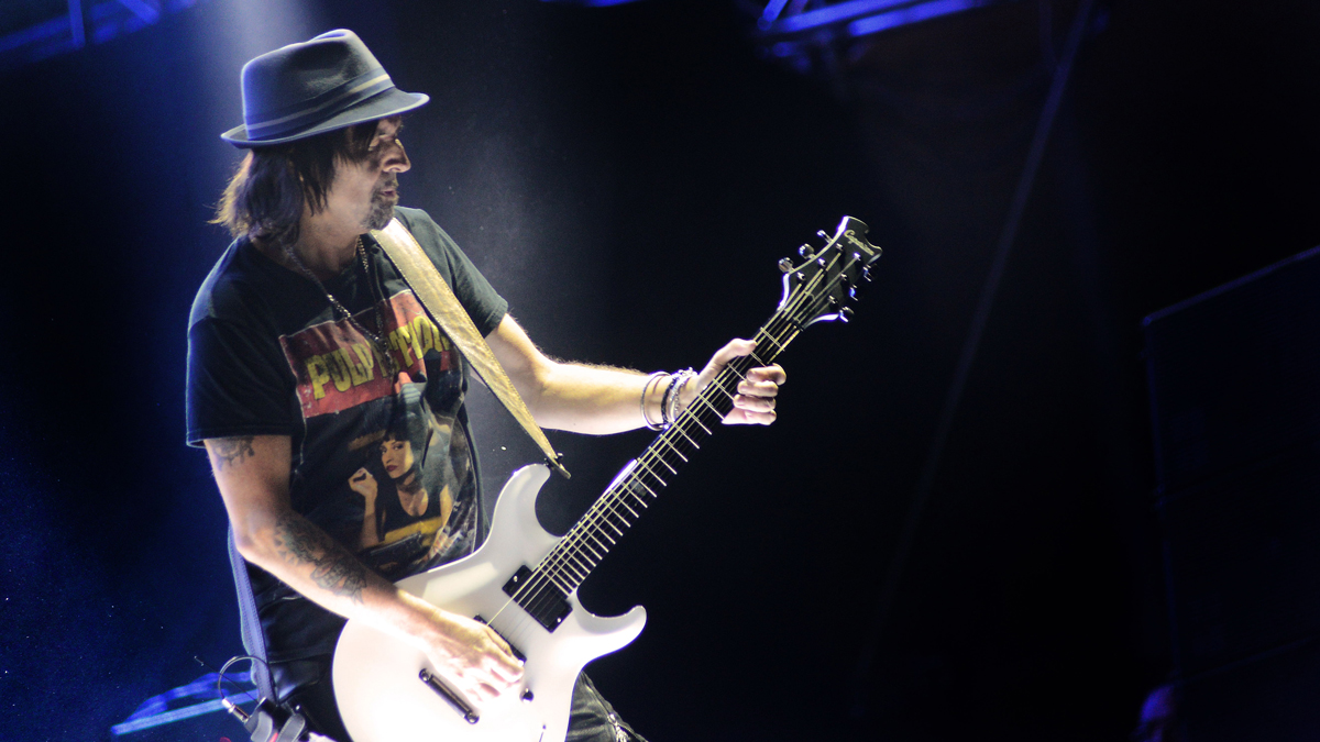 Happy birthday Phil Campbell! 