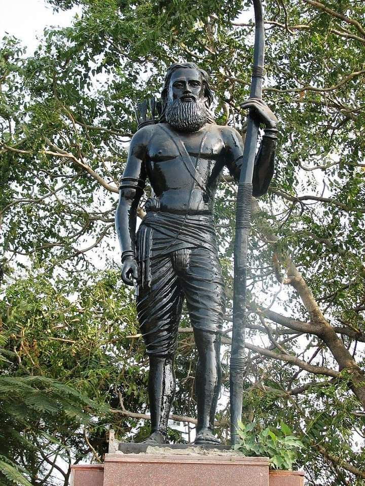 KishoreAdari's tweet photo. I pay my humble tributes to #AlluriSeetharamaraju on his punyatithi.  He was  popularly called as 'Manyam Veerudu' by locals. 
His contribution &amp; efforts for the cause of freedom has inspired many to take up activism to free India from the clutches of colonialism. https://t.co/53uPpfYAO6