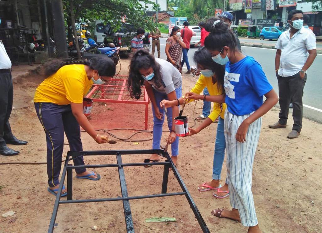 RajapaksaNamal's tweet photo. The Sri Lanka Federation of Youth Clubs Mahara division joined hands with the national program of providing 10,000 beds in 10 days! Irrespective of our differences at time like we need to unite as every effort goes a long way! I am humbled & thankful for their contribution. https://t.co/BqBZtdlj1b