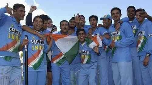14) In 2002-03The jersey was completely light blue with the tricolour stroked in a paintbrush style from the bottom to the centre of the shirt.