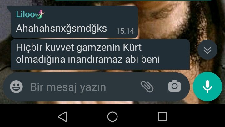 Mavi lens takıp Mardin şalını dolamışımdır 🙃