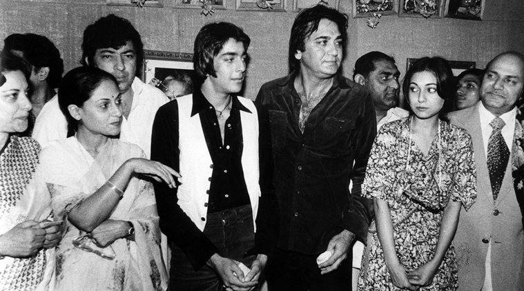 BombayBasanti's tweet photo. #40YearsOfRocky
#40YearsOfSanjayDutt
Kya Yehi Pyar Hai
Aa Dekhen Zara
Debut of #SanjayDutt under direction of father #SunilDutt with #TinaMunim #Rakhee #AmjadKhan #ReenaRoy #Ranjeet #ShaktiKapoor
#ArunaIrani #ShammiKapoor #GulshanGrover
#RDBurman #AnandBakshi
@AmbaniTina https://t.co/ia5qmLXwCp
