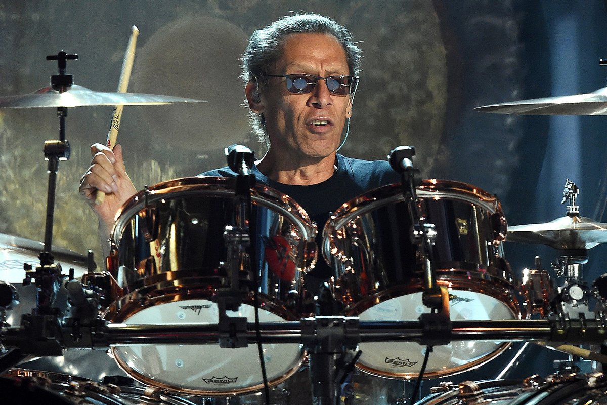 🎉🎉Happy 68th birthday Alex Van Halen🎉🎉