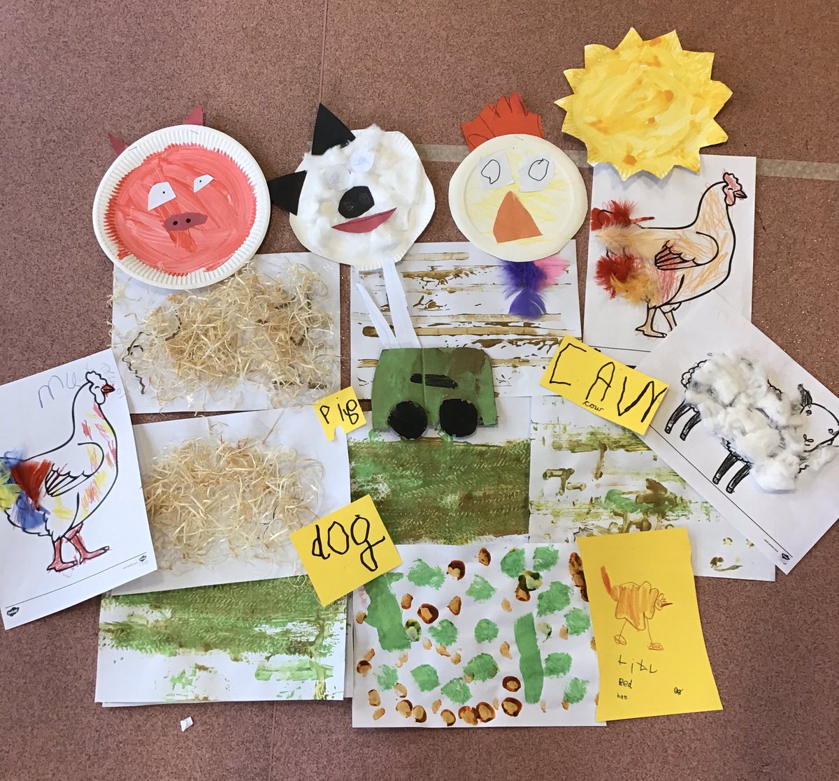 BGS_LowerSch's tweet photo. Nursery have been very creative this week, farmyard friends and happy hedgehogs #hedgehogweek #EYFS #BGS_Nursery #paperplatecraft https://t.co/6JlLz5fTrN