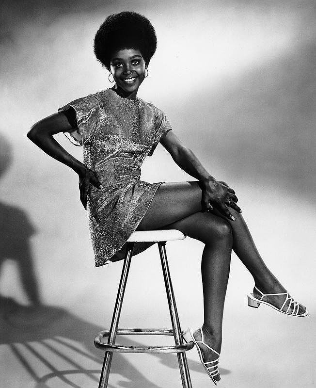 BlakAmericans's tweet image. “Her picture regularly appeared in Black magazines. She honestly looked better in person. She had beautiful eyes and a lovely smile.”- Gil Scott-Heron on his ex-wife Brenda Sykes in his memoir “The Last Holiday: A Memoir”