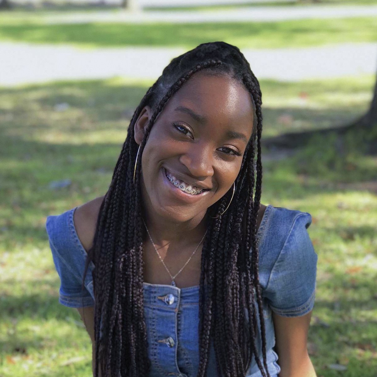 @2021_Kempner <a href="/KHS_Cougars/">Kempner High School</a>

Cougar Senior Spotlight- Have you met Ellen Ojo? She is in 4 honor societies, track/field, &amp; an AP Scholar! And she is a Girl Scout! Her cookie sales total more than $3000 in 4 years! She will be attending UTSA majoring in engineering! #youareKHS