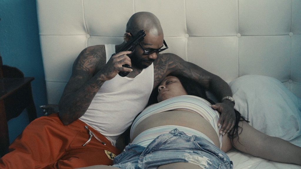 ThisHeadStuff's tweet image. Irish director Scott Altman’s feature-length debut Red Carpet is stylish but flawed, albeit on a shoestring budget. 

Read our review here on HeadStuff: headstuff.org/entertainment/…