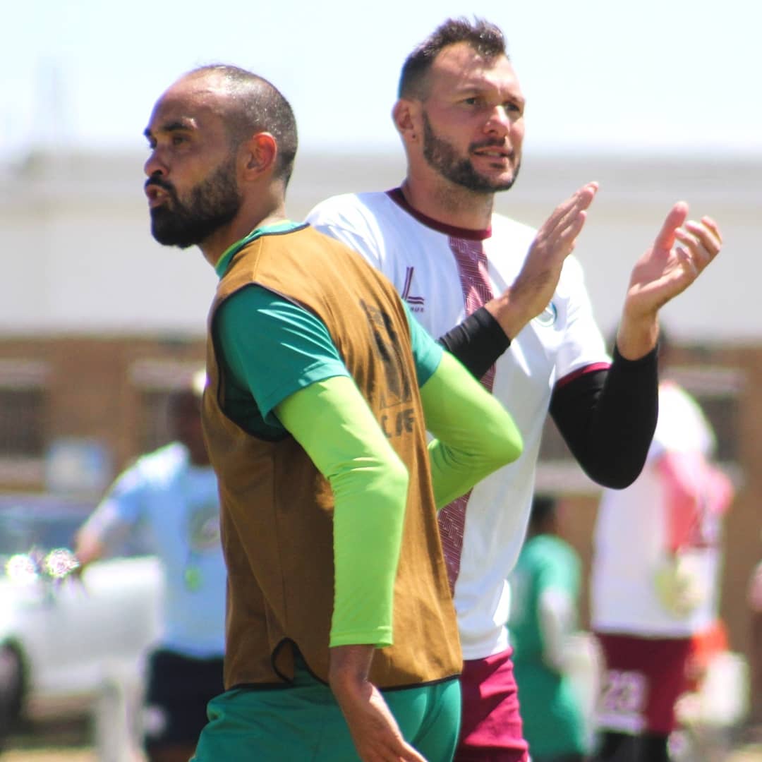 Today on #10thingsabout I had a chat with <a href="/popeyekeet/">Darren Keet</a> &amp; he shares a bit about his journey.
Check the Full Interview via (Cape Umoya/UTD FC) Facebook page.

You can also join in on the Quiz via the clubs' Twitter &amp; Insta. pages
#10thingsaboutdarrenpopeyekeet #thespiritedone