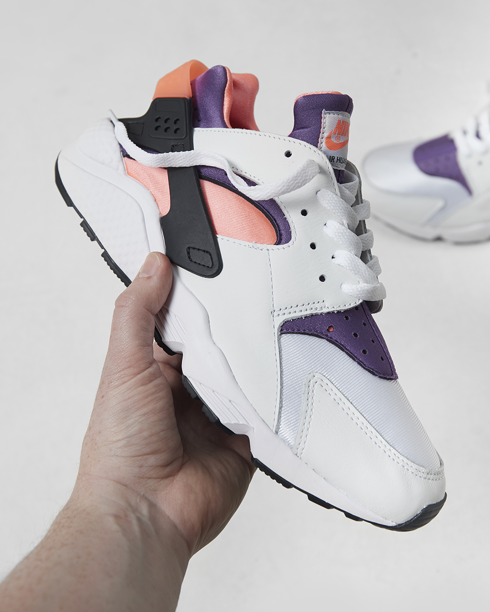 القواعد الارشادية كرة القدم قم بالمخاطرة أعرف فحص فك الموت Nike Huarache Bright Mango Lapopotteapitchotte Com