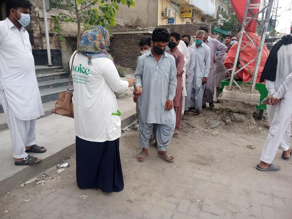 woice_official's tweet photo. Phase 4: Al-Nijat

WOICE Team of MWL, Tehsil Jhelum &amp; MSM Sisters distributed 3000 Rupees among 20 deserving people under the 4th Phase "Al-Nijat" to help Daily Wages Labour affected due to Covid 19 Lockdown in the holy month of Ramadan. 

#WOICEFeedMillionCampaign https://t.co/aLoHBNvJ2w