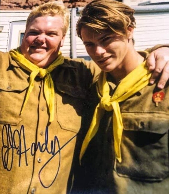 The River Phoenix Gallery on X: New picture of J.J. Hardy and