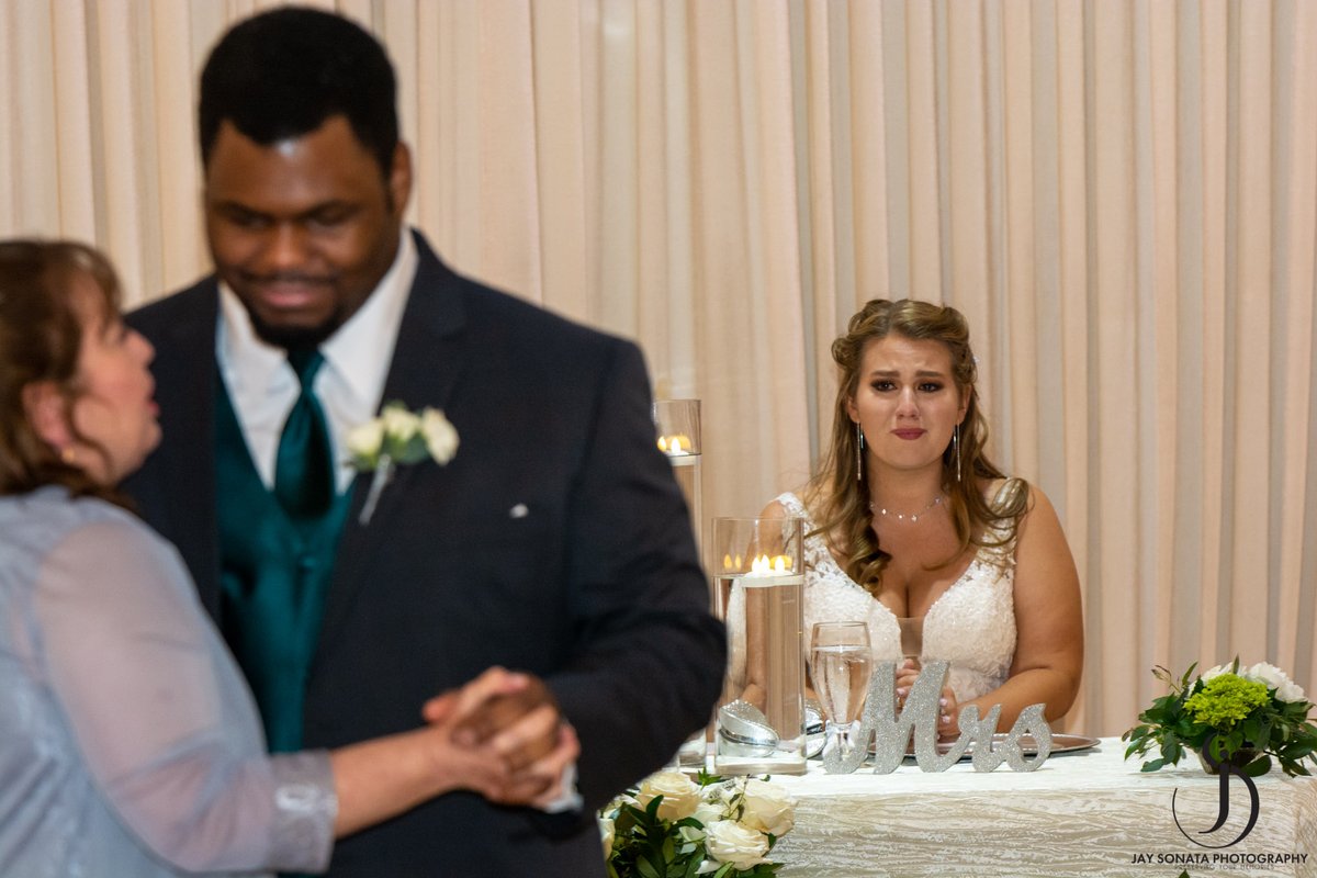 jaysonata1225's tweet photo. Some of my favorite first dance photos!
“So, I love you because the entire universe conspired to help me find you.” ― Paulo Coelho
.
.
.
 #Addisonwedding  #AddisonWeddings  #AddisonWeddingphotography  #AddisonWeddingphotographer  #AddisonEngagement https://t.co/5PUmFrLlln