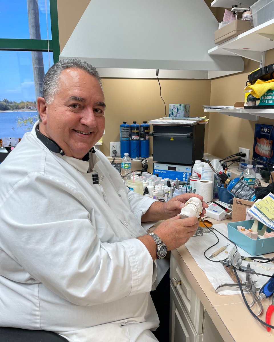 EngleDentistry's tweet photo. The dental lab technicians from Prestige Dental Art had a great week creating beautiful smiles for the patients of Engle Dentistry! We are lucky to work with such a detail-oriented and talented team. #smiledesign #dentaltech #beautifulsmiles https://t.co/5471DBssnz