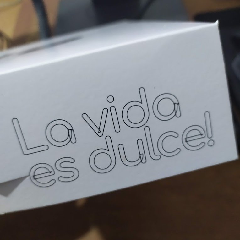Guido Ferreyra (@guidoferreyra) on Twitter photo Just found this packaging with an outlined text using a font (Comfortaa) with overlaps. I thought it was a vf but I saw the statics also maintains the overlaps. <a href="/googlefonts/">Google Fonts</a> if there any technical reason behid this? Just found this packaging with an outlined text using a font (Comfortaa) with overlaps. I thought it was a vf but I saw the statics also maintains the overlaps. <a href="/googlefonts/">Google Fonts</a> if there any technical reason behid this?