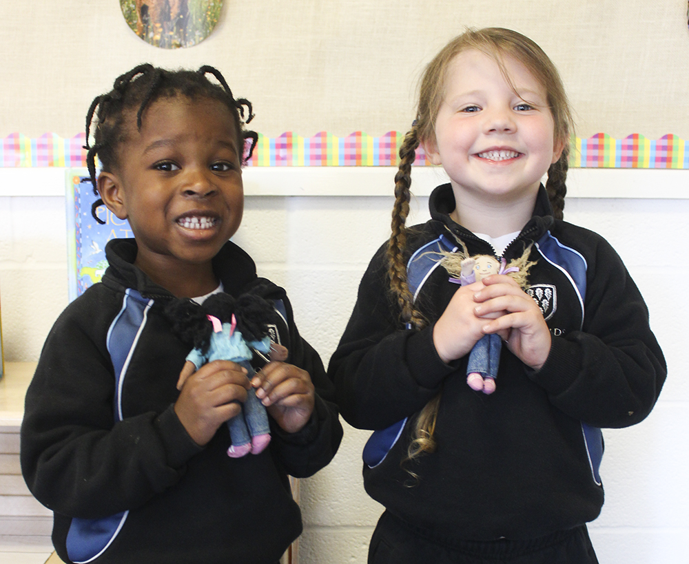 And that's another week done! Girls and boys in #Reception have been getting creative, exploring, working together and playing - all the things that make #CrosfieldsSchool a great place to learn ✨
#CrosfieldsEarlyYears #CrosfieldsReception #EYFS #RdgUK #Woky