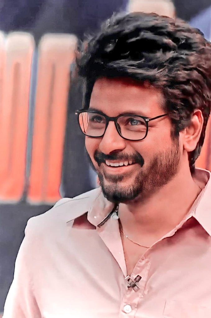 Okayy that's the thng I enjoyedagain saying not ur convos nt show but I oly enjoy YOU...YOU ND ONLY YOU  @Siva_Kartikeyan thalaivaaN u look damn damn cute in tht specs look know can't wait to c Dr.V stay d same happi n keep smiling forever much more luv fr u