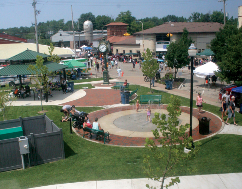 Bloom_CU's tweet image. Swing by downtown Coopersville Saturday for "Eats In The Streets Food Truck Rally", 11am-7:30pm.  Which ones will you hit?  Patty Matters, Mapocho, Ice Box Brand, BDs BBQ, Mexcellente, UCC Desserts, Kona Ice, Grilled Greek, Big Mike’s Kettle Corn, Dolce Maria, Pressed in Time.