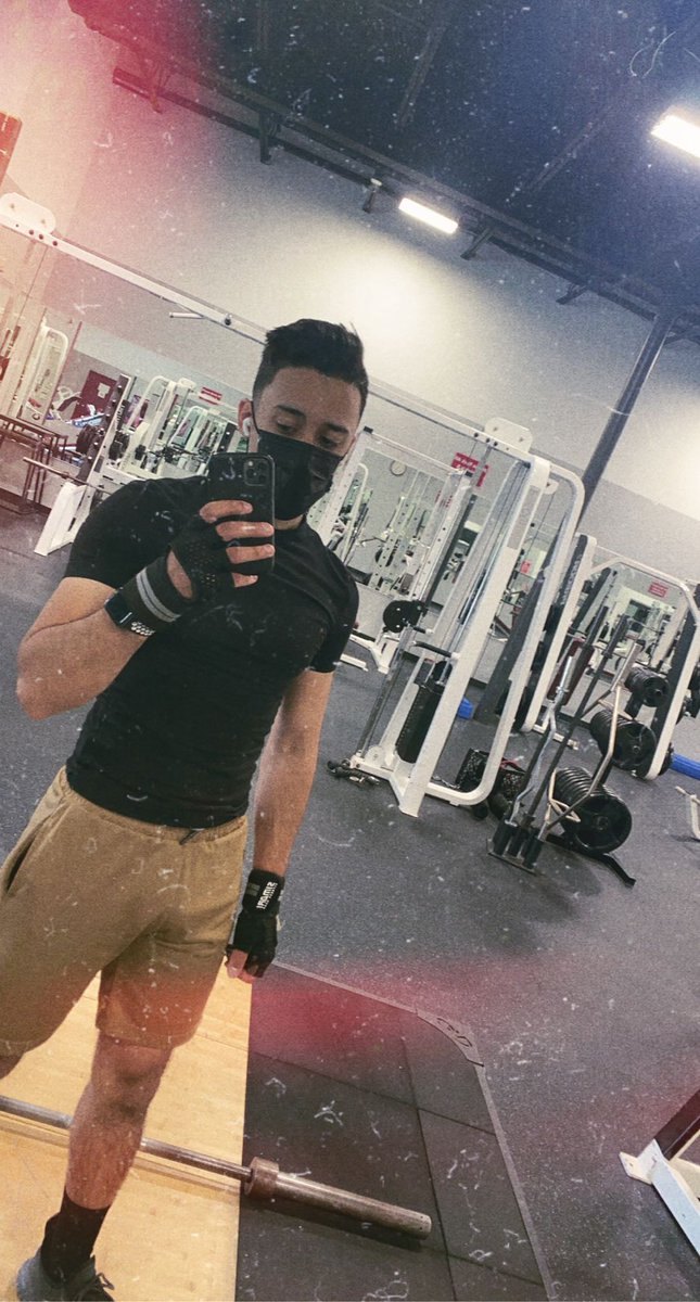 hover621's tweet image. Um, I might be a gym rat 😬