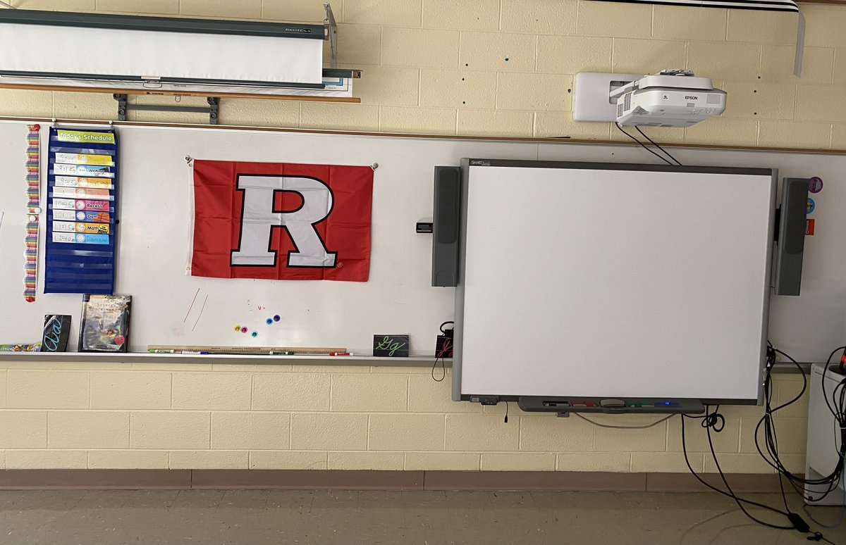 #ShowYourR in the classroom for #TeacherAppreciationWeek!

Need a flag for your school? Let us know.