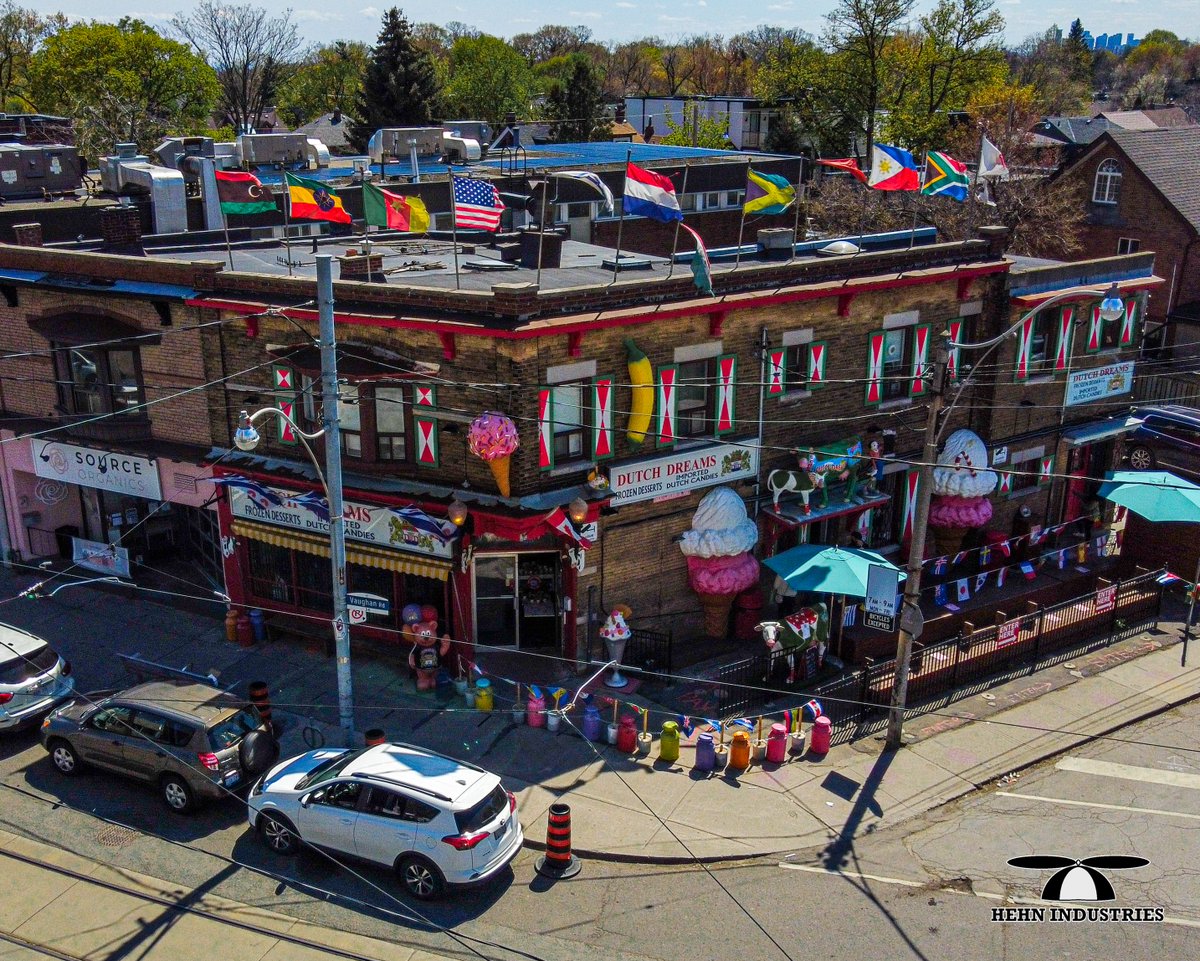 HehnIndustries's tweet photo. Located near Bathhurst and St Clair, @DutchDreams is an institution in my neighbourhood. Their building is really eclectic and colourful, and the ice cream is really good, too!

(Not sponsored, it's just a fun place)

#midtown #stclair #DutchDreams #icecream #toronto #dji https://t.co/XvreidvQUU