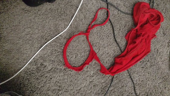 Btw this is the aftermath of my onlyfans 10 minute atomic wedgie video https://t.co/9QPTsz8IbT<a href="/tag/swirly"class="tags"><span>#swirly</span></a>