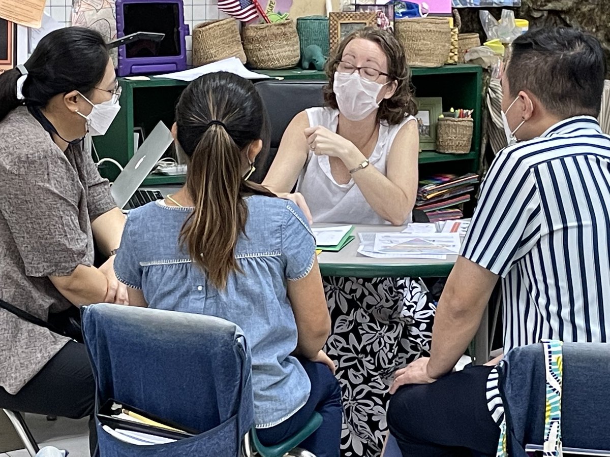 A whole brilliant day of three-way conferences ⁦<a href="/TASOKinshasa/">TASOK</a>⁩. It was amazing to finally have all our families on campus! ⁦<a href="/lesleerupp/">Leslee Rupp</a>⁩ ⁦@bartletth77⁩ ⁦<a href="/CarolineMerwe/">Caroline van der Merwe</a>⁩ ⁦<a href="/ynotread/">Kelly Kraft</a>⁩ ⁦<a href="/kimmyfari/">KMH</a>⁩ ⁦<a href="/araalihma/">Timothy</a>⁩ @NeilWilson35188230