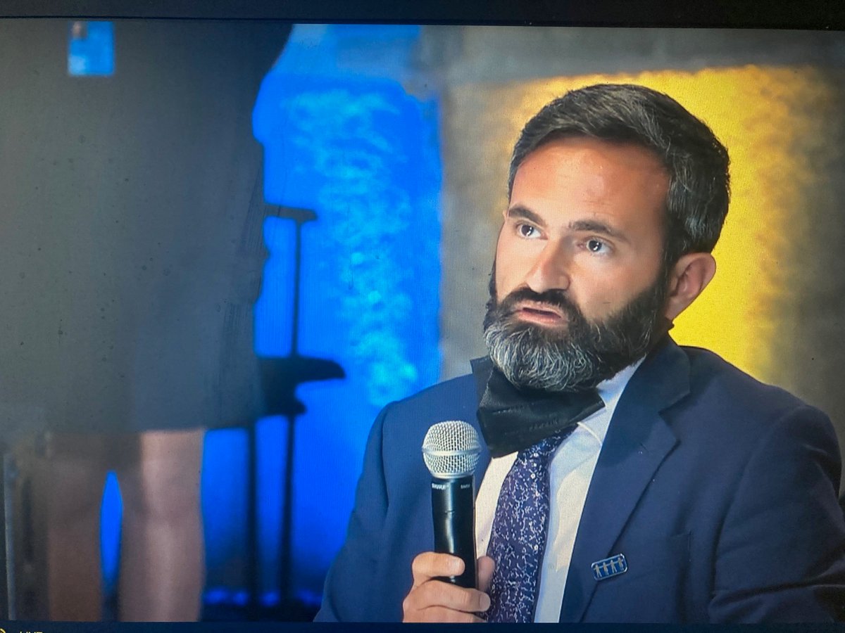 ESNsocial's tweet photo. ESN CEO @A_LMontero at #Porto #EUSocialSummit - Poverty understood as a lack of income is an effective barrier to participation in society but there are many more: disability, ill health, growing out of care without social networks. #SocialServices are an investment in the future https://t.co/4LYEEqr0xD