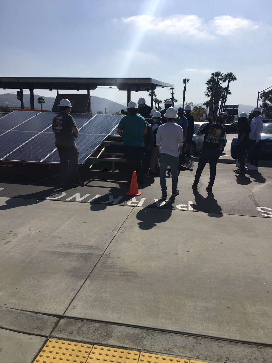myersatidea1's tweet photo. Solar build day at IDEA Center High School! #IDEACenterhighschool #guhsd #guhsdcte #guhsdtech #ETIedu #IBEW https://t.co/94JDxVkT99