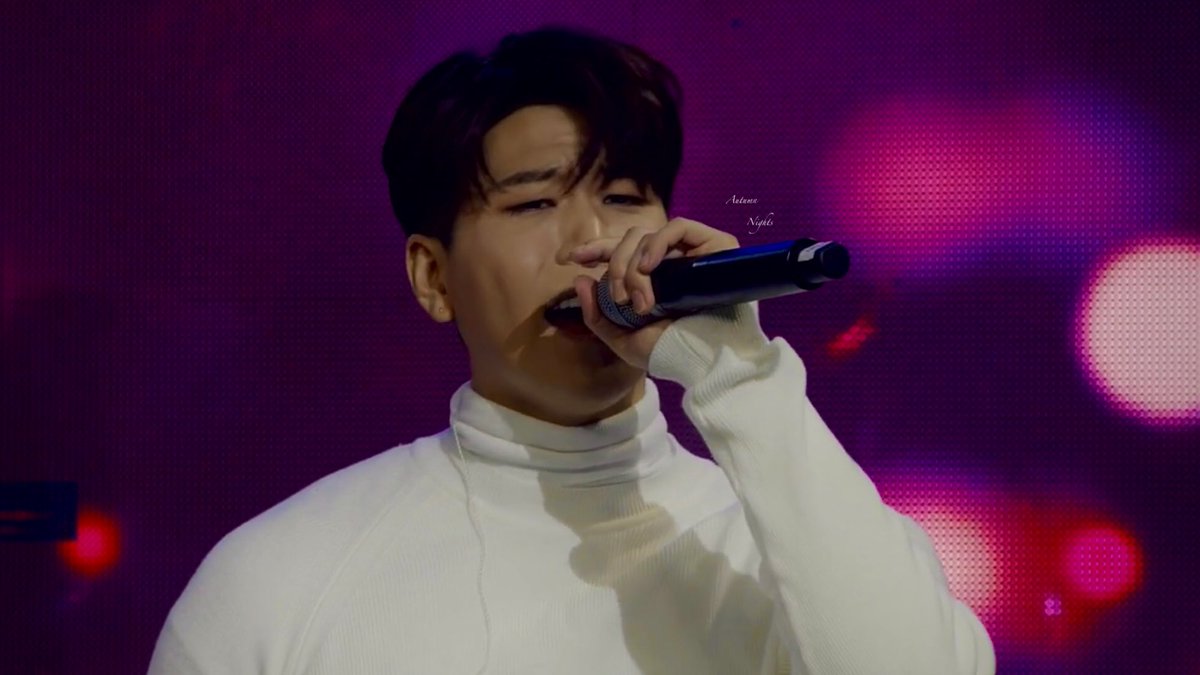 AutumnNight1031's tweet photo. VAV Christmas Bash 
191220

#VAV #VeryAwesomeVoice #StVan #leegeumhyuk #vavstvan #JangWooyoung #Ace #vavace #AutumnNights1031 @twt_VAV @VAV_official https://t.co/iGyzSxGi5N