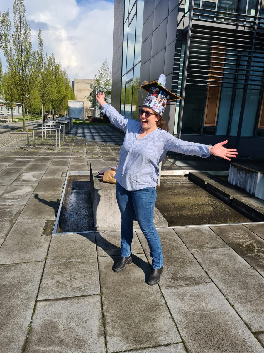 Yaay!! #phdone Congratulations to @r_piscitel for successfully defending her thesis today ! We are really proud of you <a href="/mpicbg/">MPI-CBG Dresden</a> .