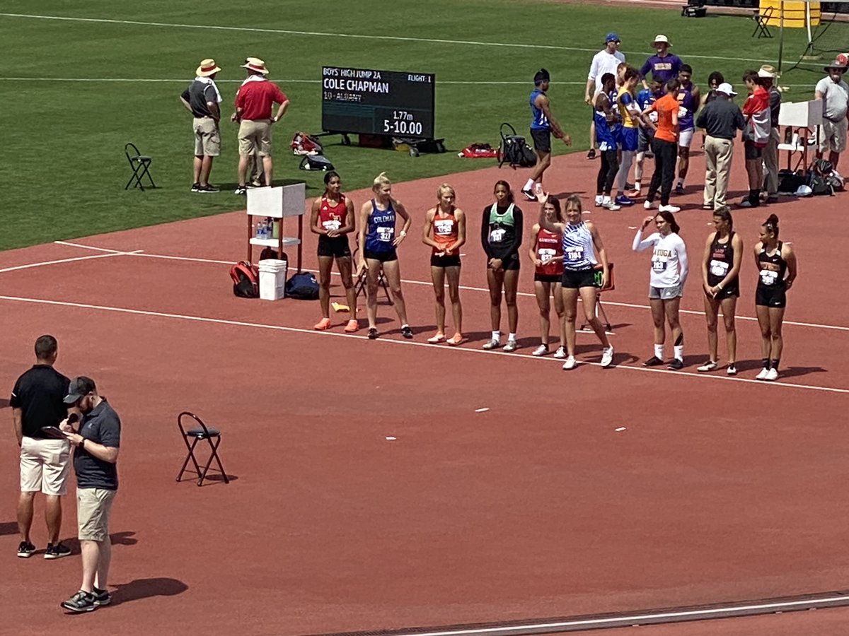 Tylee Jo Bevel wins the silver medal in High Jump with a height of 5’4”. #BuildingBulldogs