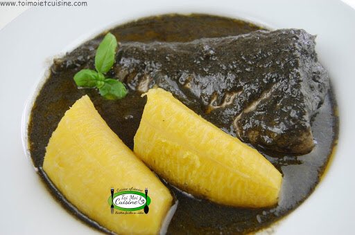5 Mbongo Tchobi (Black soup) 