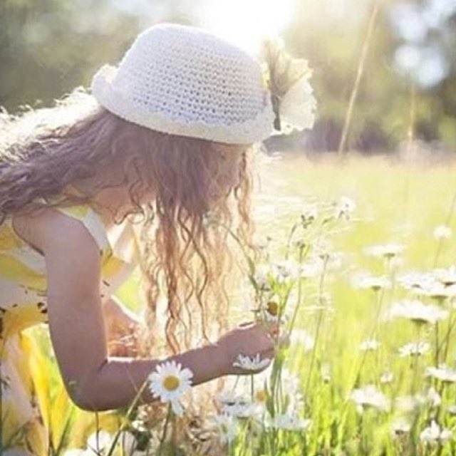 El contacto con la naturaleza aumenta nuestro bienestar 🌷🌱

Aquí te mostramos una serie de actividades que puedes realizar al aire libre, ¡elige la que más te guste!

⬇️ #coaching #mindfulness #naturaleza #bienestar 

muysegura.com/el-contacto-co…