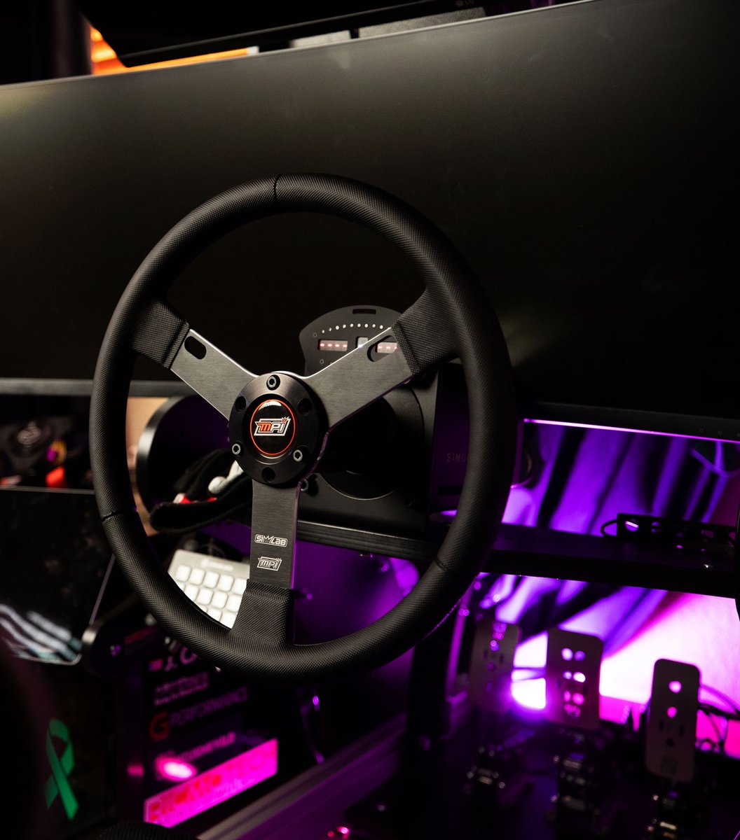 MPI_INNOVATIONS's tweet image. We're in love with #simracing. Have you seen our #maxpapisinnovations #simmax #steeringwheels yet? Be sure to visit our web site to learn more about how we're carrying over the #mpidifference to #virtualracing and #esports. 

maxpapisinc.com/mpi-sim-max/