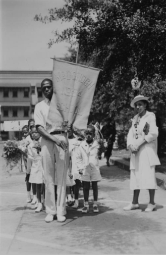  #OTD 67 years ago, the McDonogh Day Boycott was one of  #NOLA’s first protests of civil rights violations. It was organized by African-American public school students, teachers, and principals in the city, along with assistance from... (1/7) : State Library of Louisiana