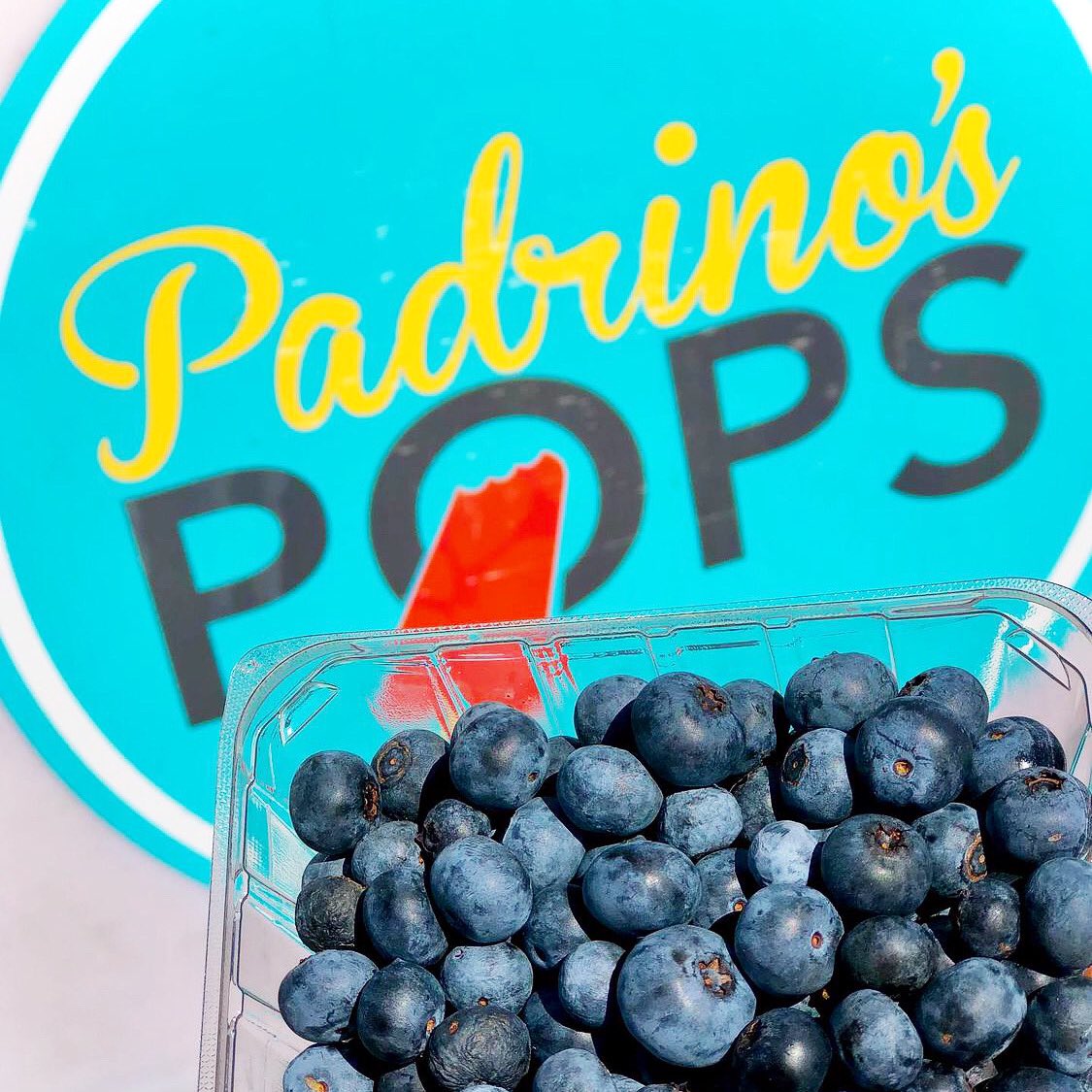 ✨Vendor Highlight✨
Every summer market needs ice-cold popsicles from the sweetest family business! Starting this Tuesday, @Padrinospops will be at the Five Points Franklin Market with their delicious, real fruit and local cream Paletas 🍓🫐🍋
📷: @Padrinospops