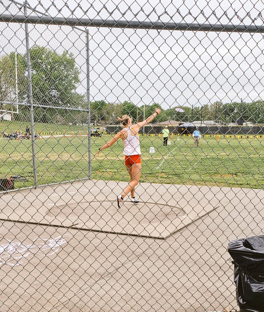 🚨🚨 WOMEN'S DISCUS 🚨🚨

Cori Alexander (PR)
Ilanna Moyer 

#KCACOTF21 #WhereMyDogsAt #BIGTOSS