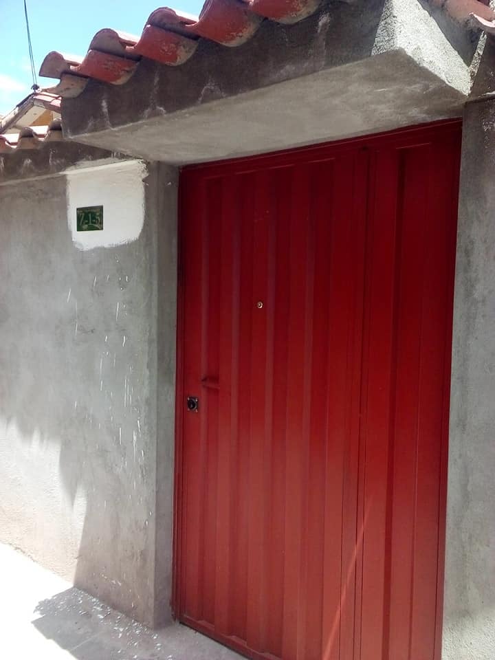 house_refugio's tweet photo. Alquilo habitaciones por días, semanas, meses con cama o sin cama , agua caliente ducha caliente, a 250 y 270 soles mensuales llamar contacto al WhatsApp +51 979799659 / +51 949732257 Cusco Perú #alquiler #Netflix #rent #habitaciones #world 👈💯☀️ https://t.co/6Gf0tYvG9T