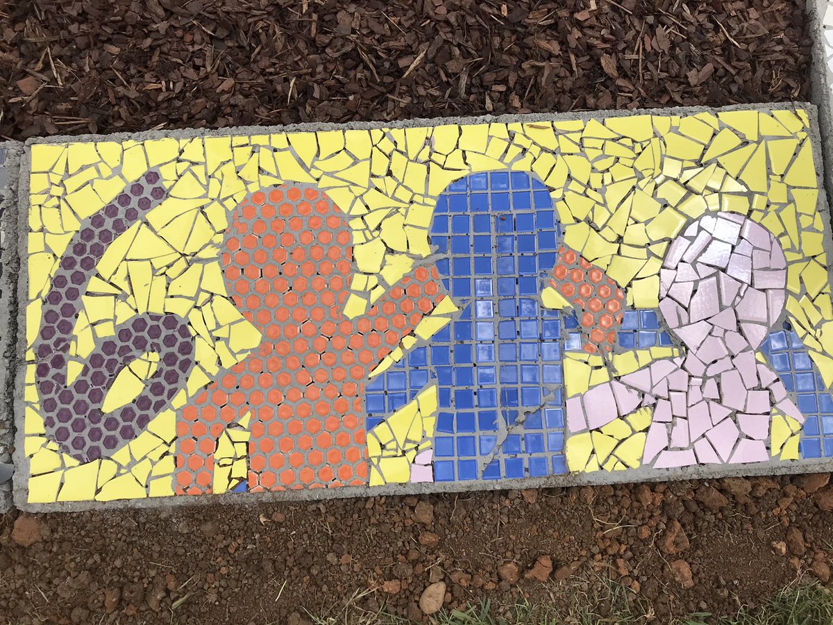 That’s a wrap! Best beautification day ever! Thx @vanessahbennett & Kingsport Leadership for donations and @JacksonArtRoom for their tile work!  Wow!