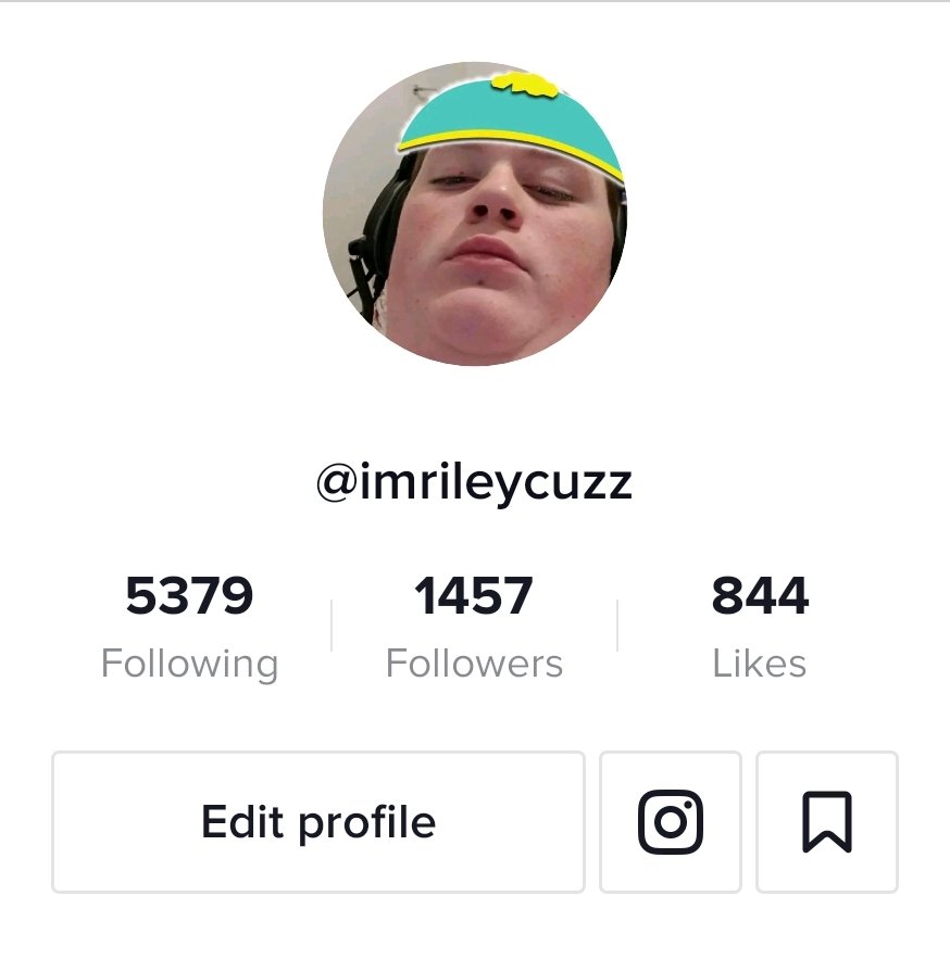 IRileycuzz's tweet image. Go Follow my tiktok IMRILEYCUZZ