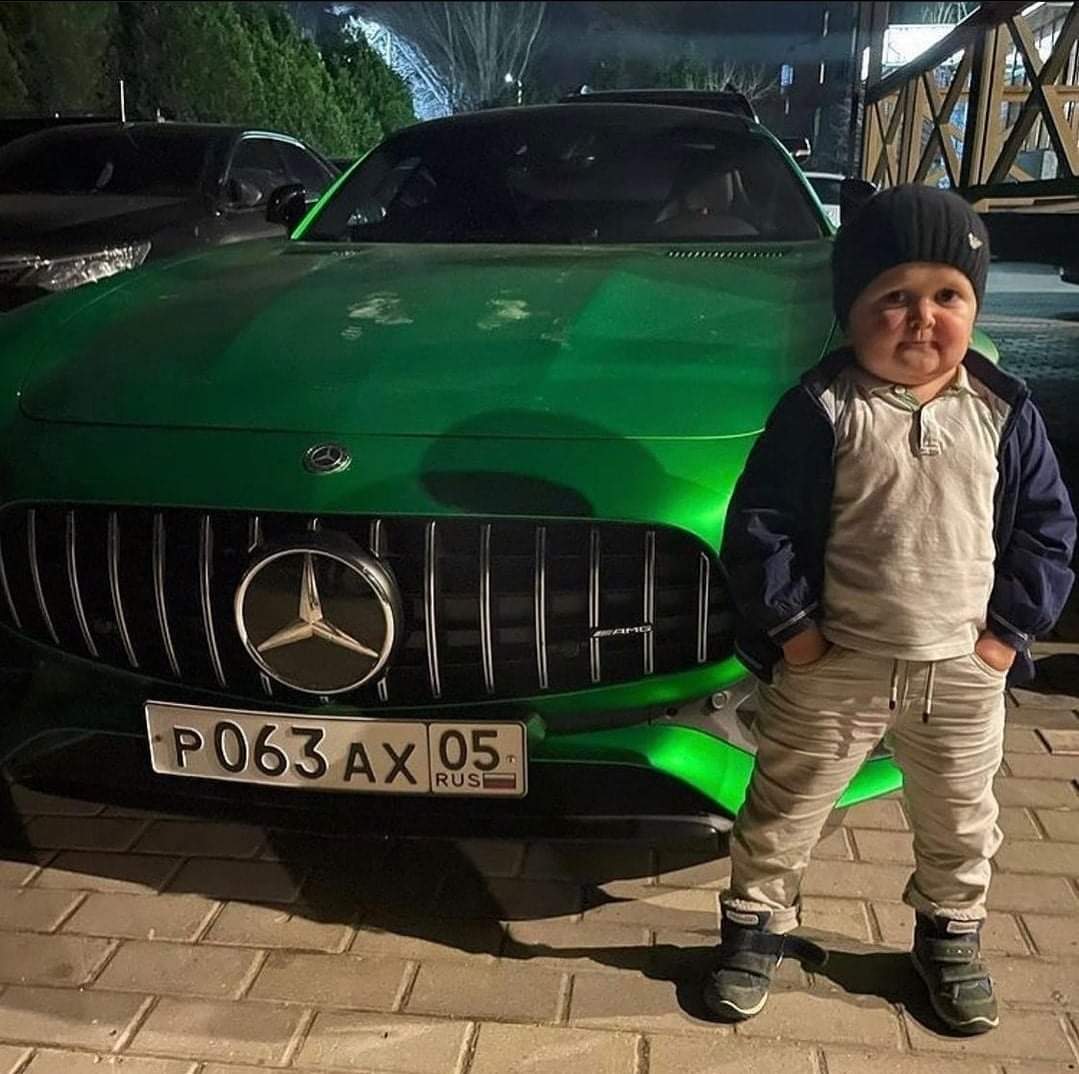 crypto_birb's tweet photo. good morning future billionaires https://t.co/j7BOZP7s97